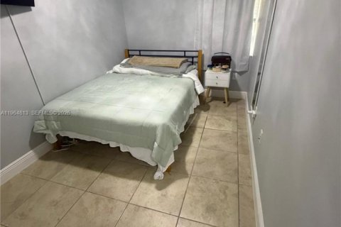 Снять в аренду кондоминиум в Майами, Флорида 3 спальни, 95.32м2, № 2081148 - фото 19