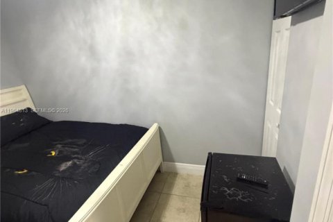 Снять в аренду кондоминиум в Майами, Флорида 3 спальни, 95.32м2, № 2081148 - фото 24
