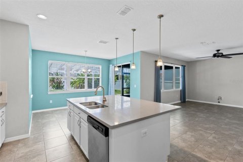 House in Ocoee, Florida 4 bedrooms, 251.95 sq.m. № 2129515 - photo 11