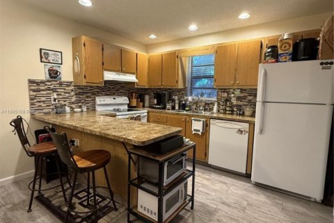 Купить таунхаус в Норт-Лодердейл, Флорида 3 спальни, 132.11м2, № 1947561 - фото 7