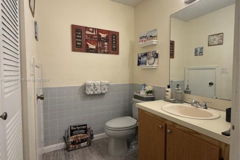 Купить таунхаус в Норт-Лодердейл, Флорида 3 спальни, 132.11м2, № 1947561 - фото 15