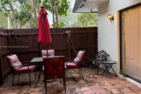 Купить таунхаус в Норт-Лодердейл, Флорида 3 спальни, 132.11м2, № 1947561 - фото 20