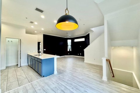 Adosado en alquiler en Tarpon Springs, Florida, 3 dormitorios, 166.57 m2 № 2151008 - foto 5