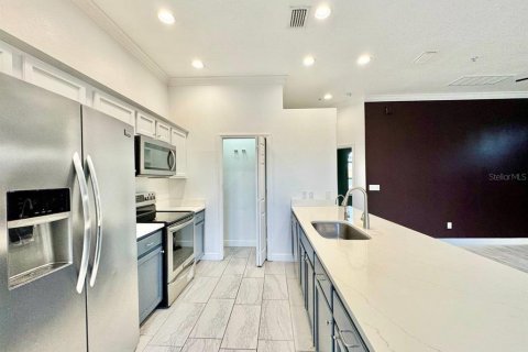 Adosado en alquiler en Tarpon Springs, Florida, 3 dormitorios, 166.57 m2 № 2151008 - foto 11