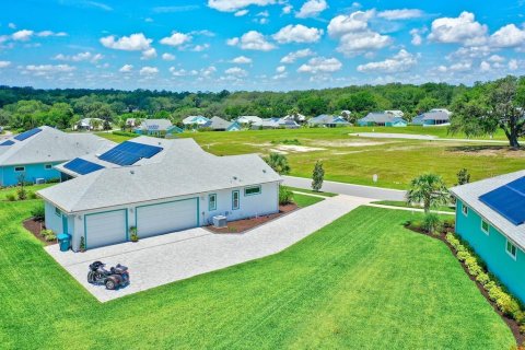 Villa ou maison à vendre à Lady Lake, Floride: 3 chambres, 207.54 m2 № 2333837 - photo 26