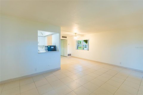 Condo in Delray Beach, Florida, 1 bedroom  № 1427030 - photo 24