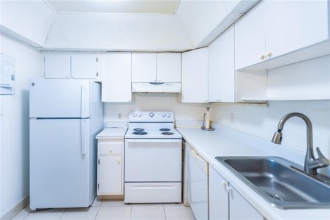Condo in Delray Beach, Florida, 1 bedroom  № 1427030 - photo 26