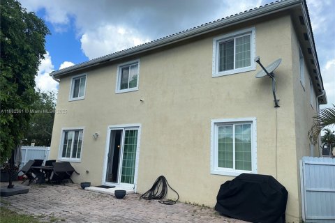 Купить виллу или дом в Хомстед, Флорида 6 спален, 341.69м2, № 1979121 - фото 6