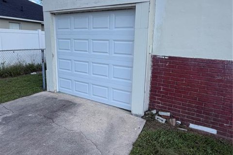 House in Clearwater, Florida 3 bedrooms, 122.07 sq.m. № 2200761 - photo 6