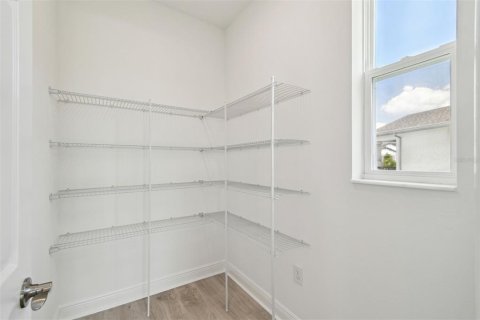 Casa en venta en Spring Hill, Florida, 4 dormitorios, 263.38 m2 № 1515282 - foto 19