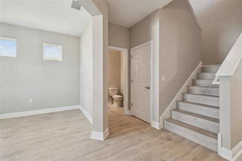 Casa en venta en Spring Hill, Florida, 4 dormitorios, 263.38 m2 № 1515282 - foto 7
