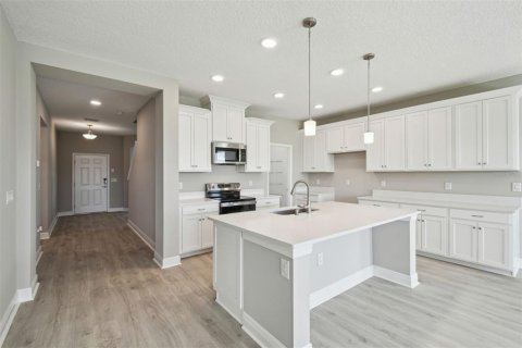Casa en venta en Spring Hill, Florida, 4 dormitorios, 263.38 m2 № 1515282 - foto 18