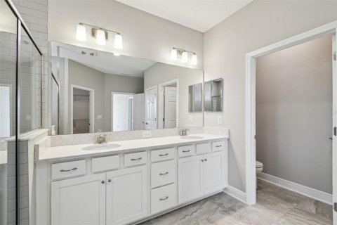 Casa en venta en Spring Hill, Florida, 4 dormitorios, 263.38 m2 № 1515282 - foto 26
