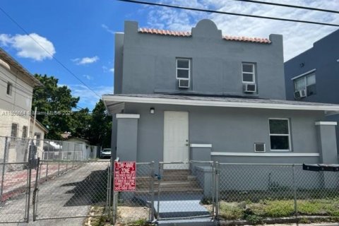 Appartement à louer à Miami, Floride: 2 chambres, 218.69 m2 № 1877917 - photo 8