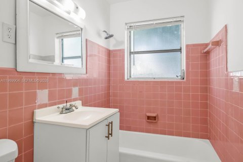 Снять в аренду квартиру в Майами, Флорида 1 спальня, 75.25м2, № 2030657 - фото 14