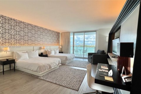 Condominio en venta en Miami Beach, Florida, 45.8 m2 № 1738244 - foto 2