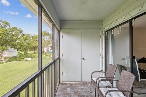 Condo in Oldsmar, Florida, 2 bedrooms  № 1793964 - photo 24