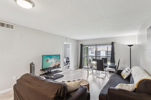 Condo in Oldsmar, Florida, 2 bedrooms  № 1793964 - photo 2