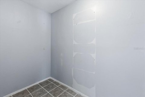 House in Englewood, Florida 2 bedrooms, 117.34 sq.m. № 2147975 - photo 24