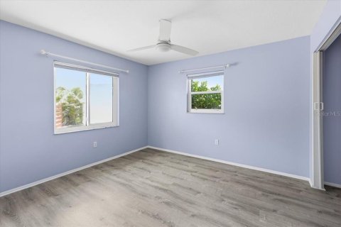 House in Englewood, Florida 2 bedrooms, 117.34 sq.m. № 2147975 - photo 27