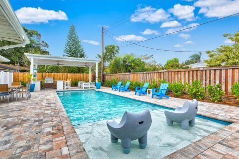 Villa ou maison à Sarasota, Floride 3 chambres, 127.83 m2 № 2299111