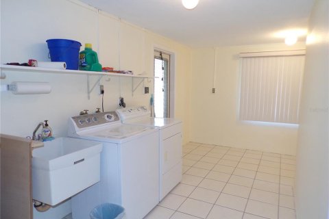 Casa en alquiler en Port Charlotte, Florida, 2 dormitorios, 107.4 m2 № 1812523 - foto 29