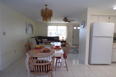 Casa en alquiler en Port Charlotte, Florida, 2 dormitorios, 107.4 m2 № 1812523 - foto 7