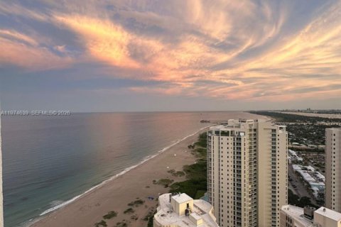 Condo in Riviera Beach, Florida, 2 bedrooms  № 2039987 - photo 24