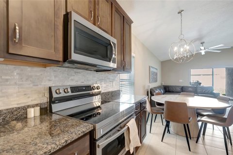 Casa en venta en Spring Hill, Florida, 4 dormitorios, 204.94 m2 № 1911353 - foto 16