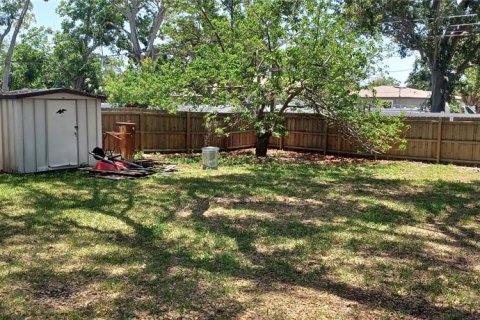 Casa en venta en Saint Petersburg, Florida, 4 dormitorios, 184.13 m2 № 1745316 - foto 4