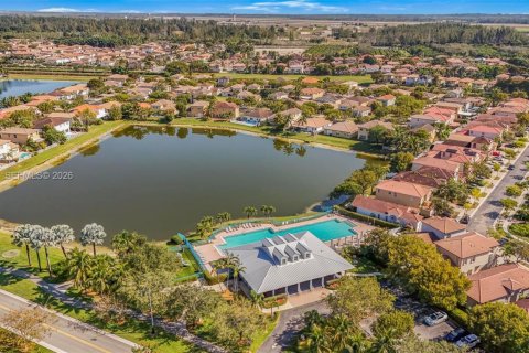 House in Homestead, Florida 3 bedrooms, 203.08 sq.m. № 2031462 - photo 24