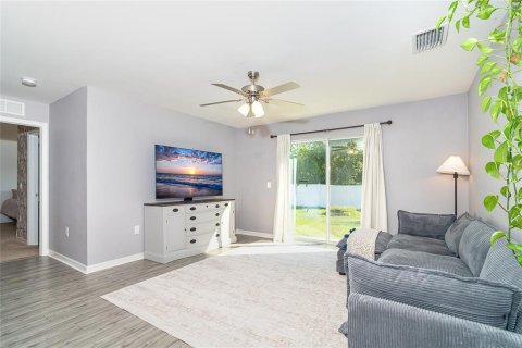 Casa en venta en North Port, Florida, 3 dormitorios, 118.36 m2 № 1760002 - foto 7