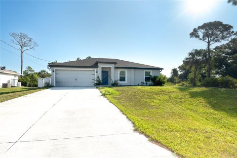 Casa en venta en North Port, Florida, 3 dormitorios, 118.36 m2 № 1760002 - foto 2