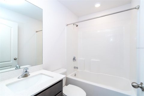 Casa en venta en North Port, Florida, 3 dormitorios, 118.36 m2 № 1760002 - foto 23