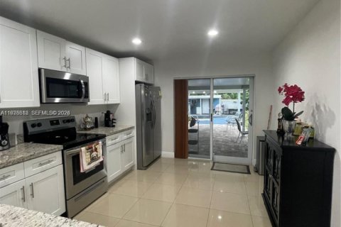 Villa ou maison à vendre à Palm Beach, Floride: 3 chambres, 125.6 m2 № 1996313 - photo 17