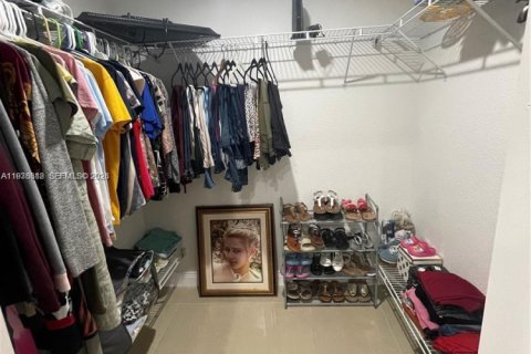 Villa ou maison à vendre à Palm Beach, Floride: 3 chambres, 125.6 m2 № 1996313 - photo 13