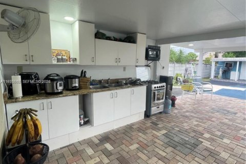 Villa ou maison à vendre à Palm Beach, Floride: 3 chambres, 125.6 m2 № 1996313 - photo 19