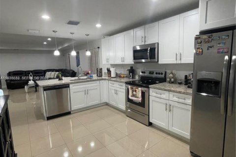 Villa ou maison à vendre à Palm Beach, Floride: 3 chambres, 125.6 m2 № 1996313 - photo 18