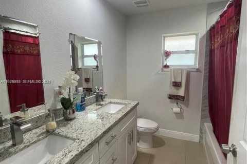 Villa ou maison à vendre à Palm Beach, Floride: 3 chambres, 125.6 m2 № 1996313 - photo 9