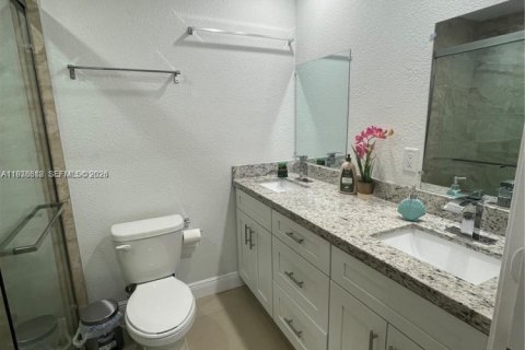 Villa ou maison à vendre à Palm Beach, Floride: 3 chambres, 125.6 m2 № 1996313 - photo 16