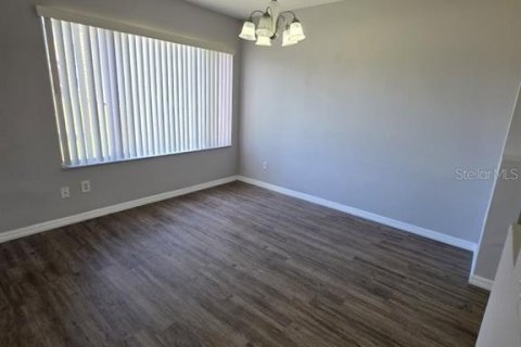 Touwnhouse à louer à Davenport, Floride: 3 chambres, 174.75 m2 № 2109468 - photo 9