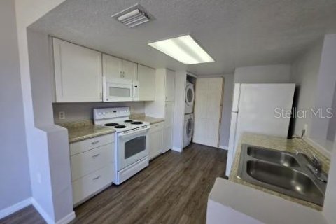 Touwnhouse à louer à Davenport, Floride: 3 chambres, 174.75 m2 № 2109468 - photo 5