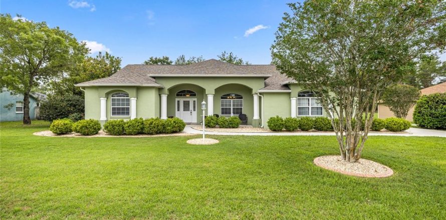 House in Ocala, Florida 4 bedrooms, 241.64 sq.m. № 1679446