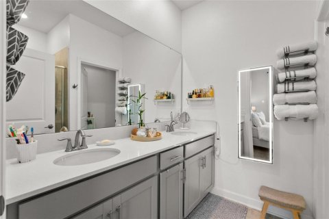 Townhouse in Orlando, Florida 4 bedrooms, 185.06 sq.m. № 1619225 - photo 16