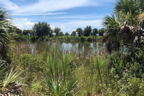Terreno en venta en Port Charlotte, Florida № 864304 - foto 3