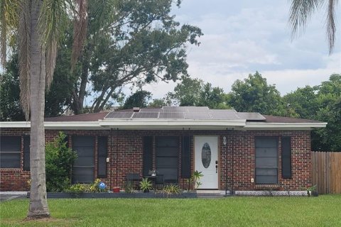 Casa en venta en Tampa, Florida, 3 dormitorios, 117.06 m2 № 1917629 - foto 1