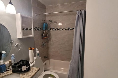 Casa en venta en Tampa, Florida, 3 dormitorios, 117.06 m2 № 1917629 - foto 16