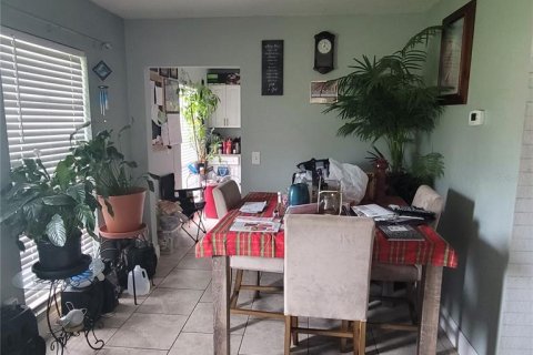 Casa en venta en Tampa, Florida, 3 dormitorios, 117.06 m2 № 1917629 - foto 8