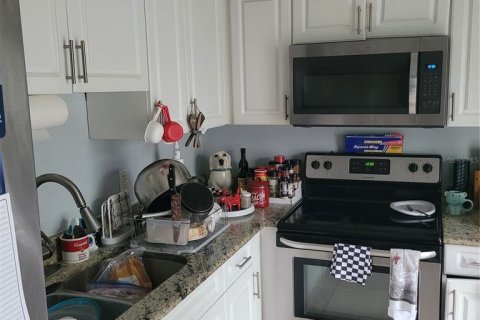 Casa en venta en Tampa, Florida, 3 dormitorios, 117.06 m2 № 1917629 - foto 6