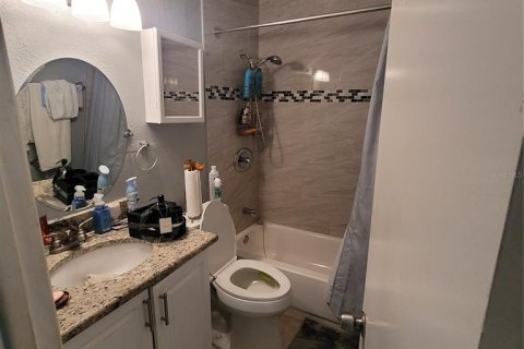 Casa en venta en Tampa, Florida, 3 dormitorios, 117.06 m2 № 1917629 - foto 15